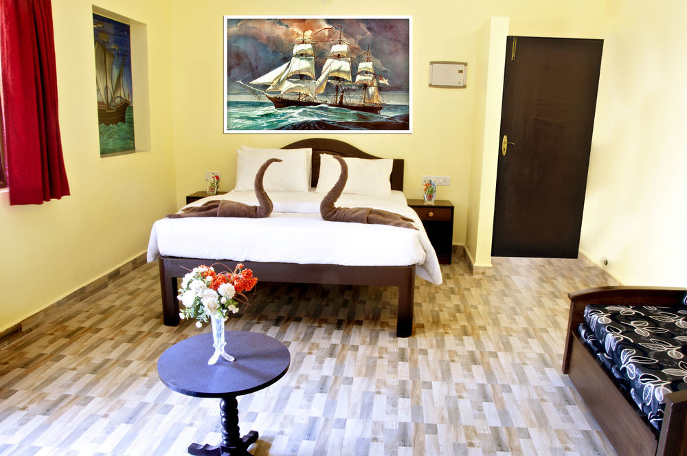 Marina Bay Beach Resort Candolim Eksteriør bilde