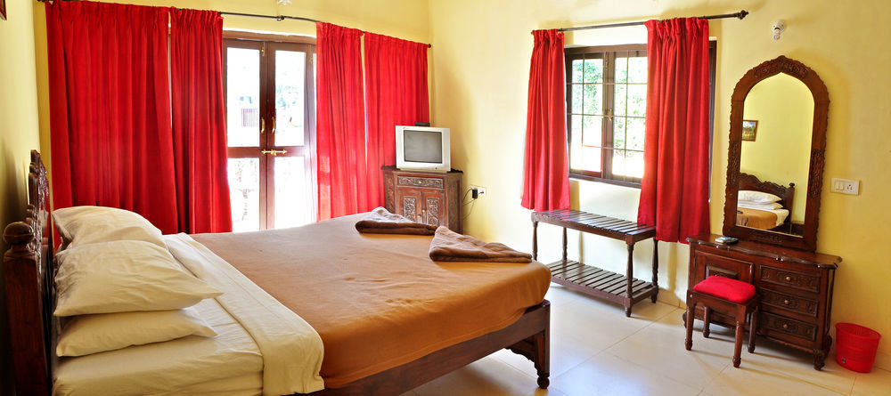 Marina Bay Beach Resort Candolim Eksteriør bilde