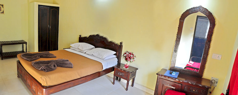 Marina Bay Beach Resort Candolim Eksteriør bilde